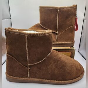 US SPORTS WOMENS BROWN BOOTS  ANKLE SIZE 10 NWOT